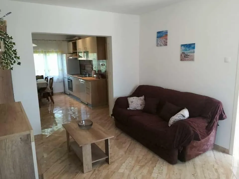 Apartman Nina Turanj Apartment